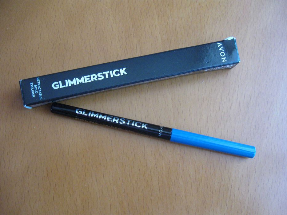 AVON Wyrazista konturówka do oczu, fearless sapphire