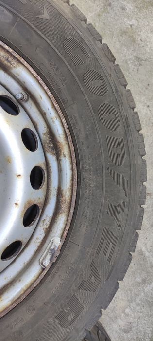 Koła 215/65 R16C Ford