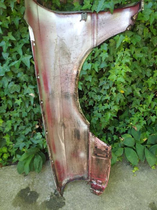 Крыло переднее Audi 80