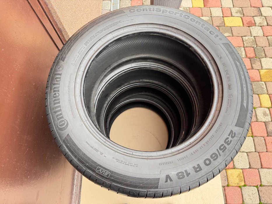 Шини Continental 235/60 R-18 (108 V ) made in Slovakia - літо
