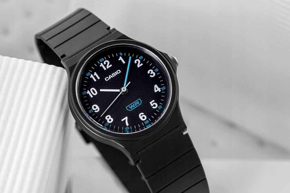 Zegarek Dziecięcy Casio LQ-24B-1BDF, czarna tarcza