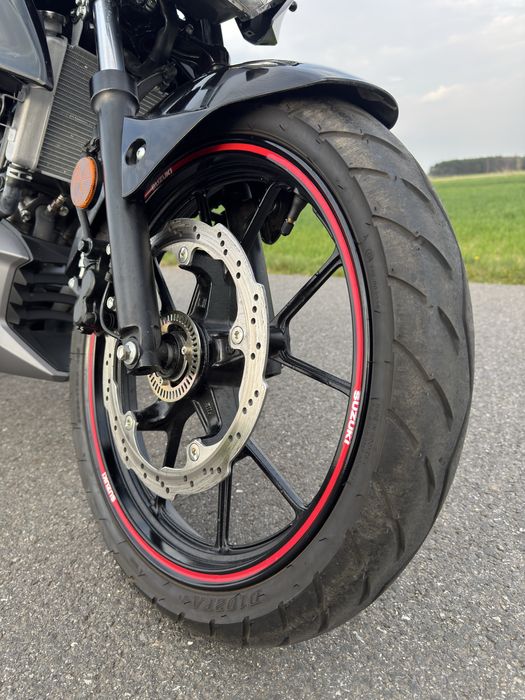 Suzuki GSX-S125 2024 • 700 km • Stan bdb • Titan Black • A1/B