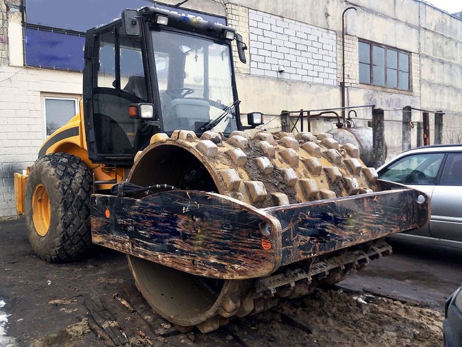 Оренда грунтового катка 10 15 тон Ущільнення грунту щебеню Львів