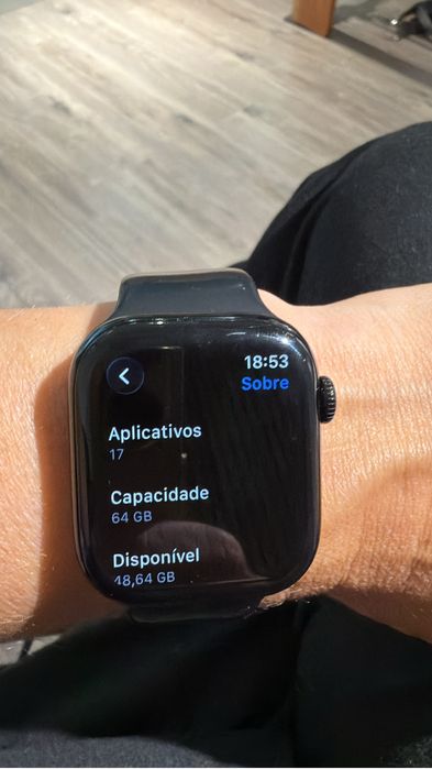 Apple Watch Series 10 (GPS) 64GB - Caixa em Alumínio