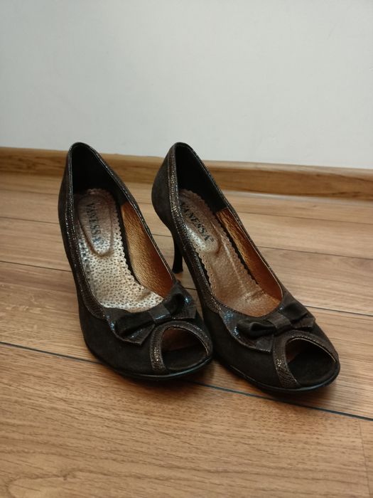 Buty szpilki Vanessa 40