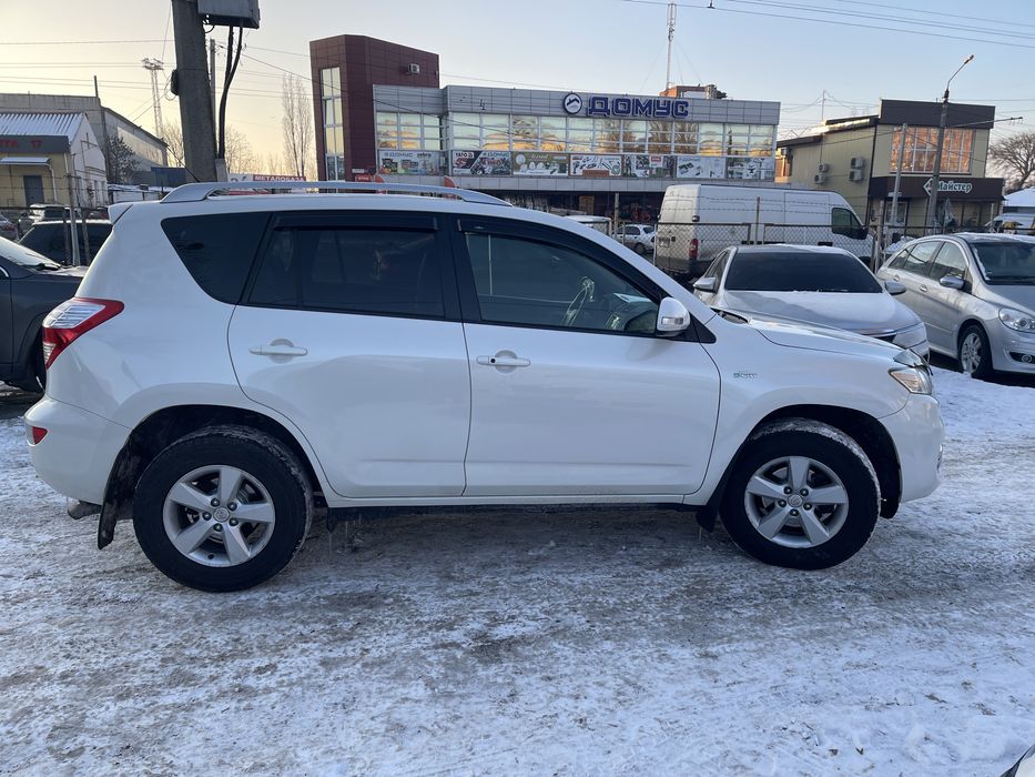 Продам Toyota-RAV4
