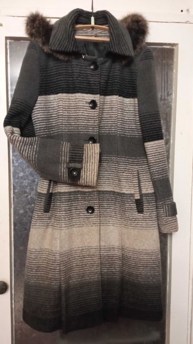 Теплое женское пальто