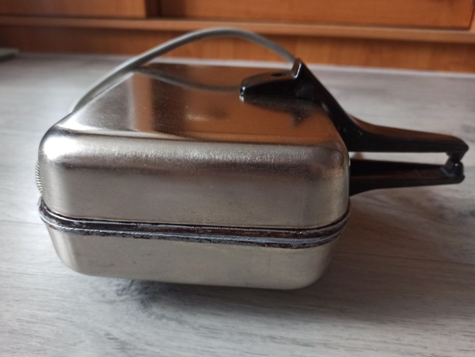 Електро вафельница