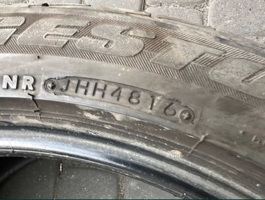 Opona Bridgestone Potenza RE050 - 255/40/19