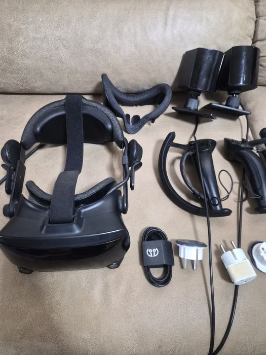 Valve Index VR Kit в отличном состоянии