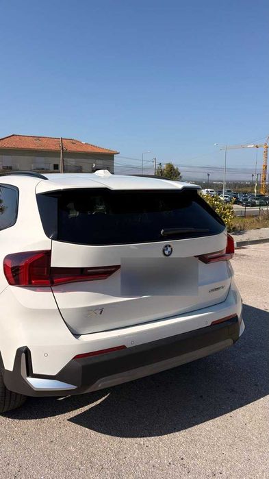 BMW X1 sDrive18i automático 2025 com 7.400 km — photo 4