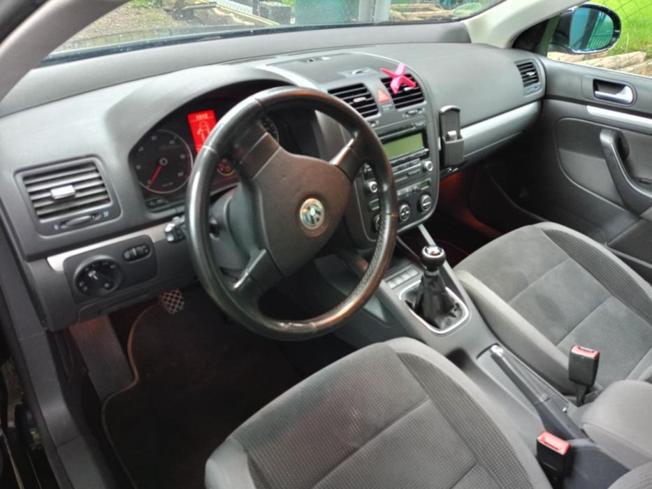 Sprzedam Volkswagen Golf TDI 1.9