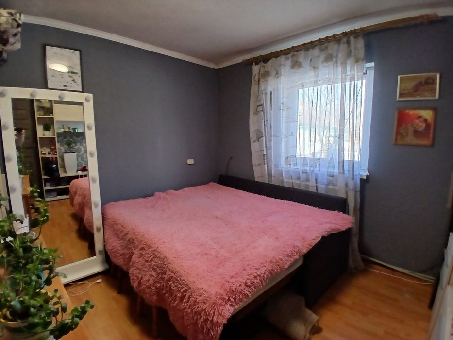 Будинок з ремонтом 70м2 10 соток