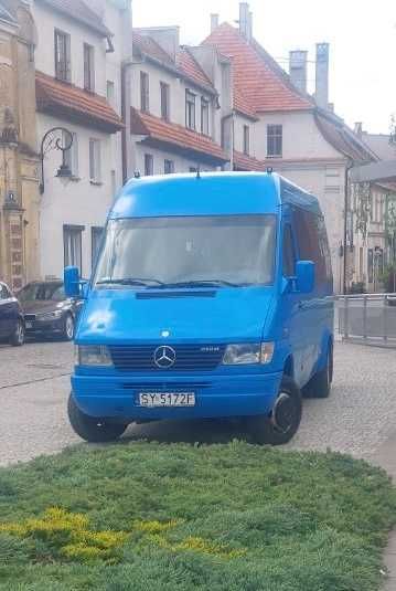 Przewóz osób,wynajem autokarów z kierowcą-58,58,20 miejsc