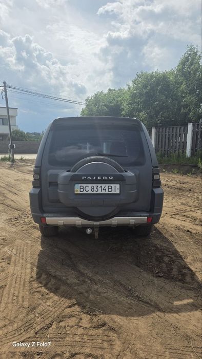 Mitsubishi Pajero Wagon 4