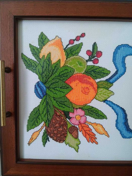 Tabuleiro Bordado Ponto Cruz