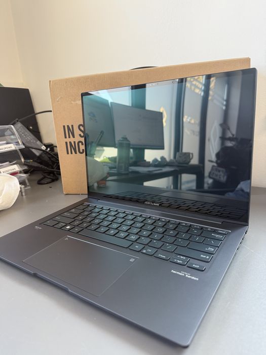 ASUS ZENBOOK Q410V i5-13500H 8GB 512GB OLED fv