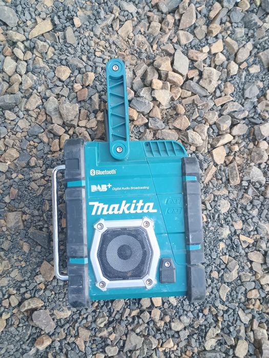 Radio budowlane Makita DMR 112 bluetooth akumulatorowe
