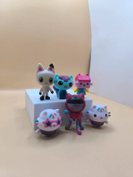 Figurki koci domek Gabi