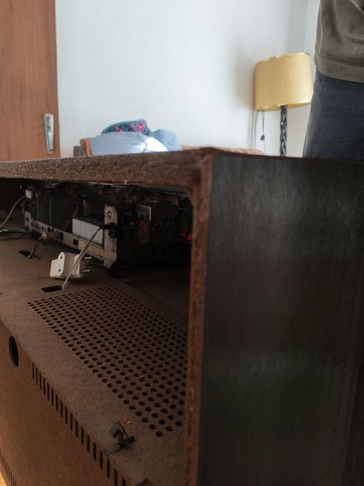 Gabinete de rádio e toca-discos Grundig Mandello 8 vintage dos anos 1970