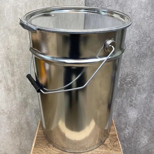 Продам ведро металическое 20 литров