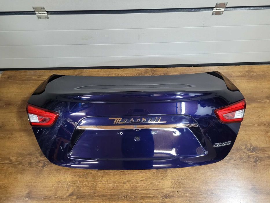 Maserati Ghibli Кришка багажника