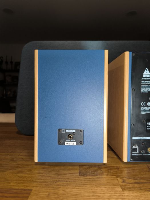 Coluna Ativas Edirol MA 10D