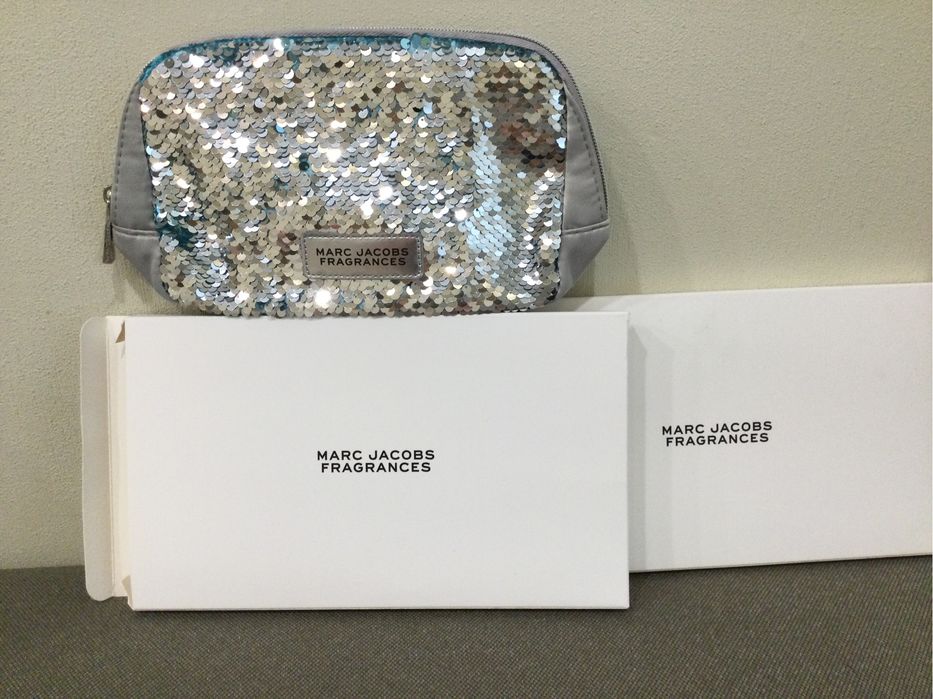 Оригінал фірмова косметичка  Marc Jacobs в коробці