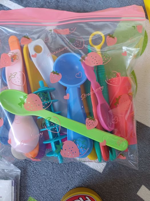 Zestawy do zabawy playdoh