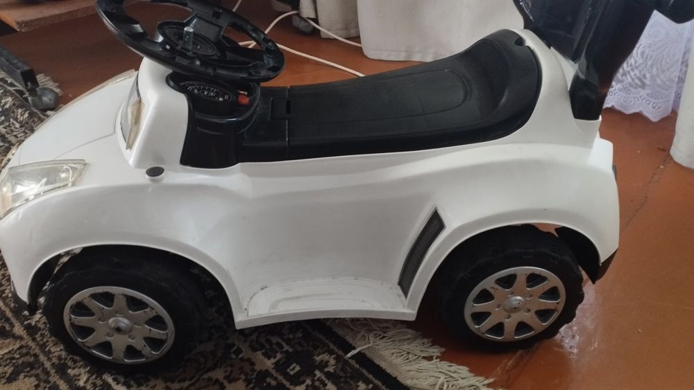 Толокар машинка!