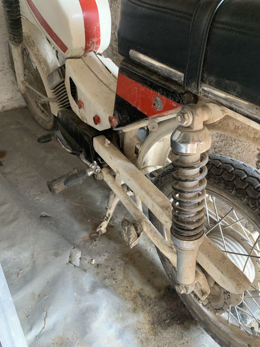 Moto famele com motor de zundapp