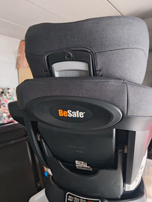 Fotelik bezwypadkowy BeSafe iZi Twist M i-Się do 18kg (4 lata)