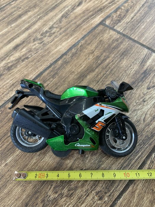 Коллекционный 1:16 спортивный инерционный мотоцикл свет звук