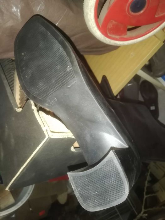 Buty zimowe damskie 38 kozaki 37