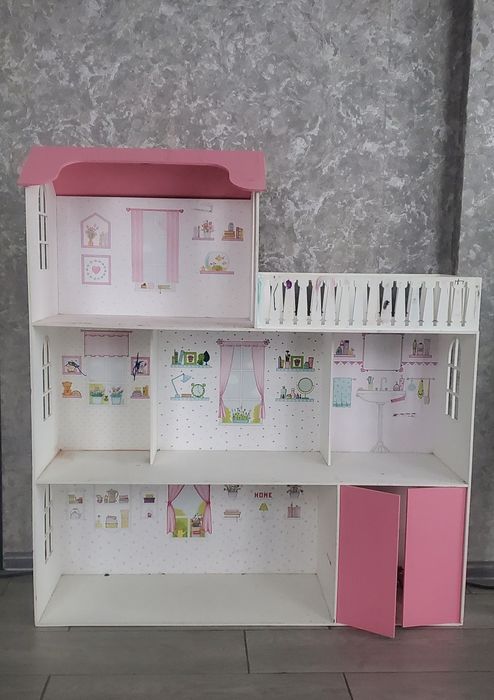 Ляльковий будинок великий