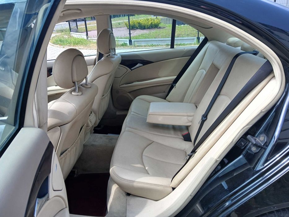 Mercedes Benz E200 CDI