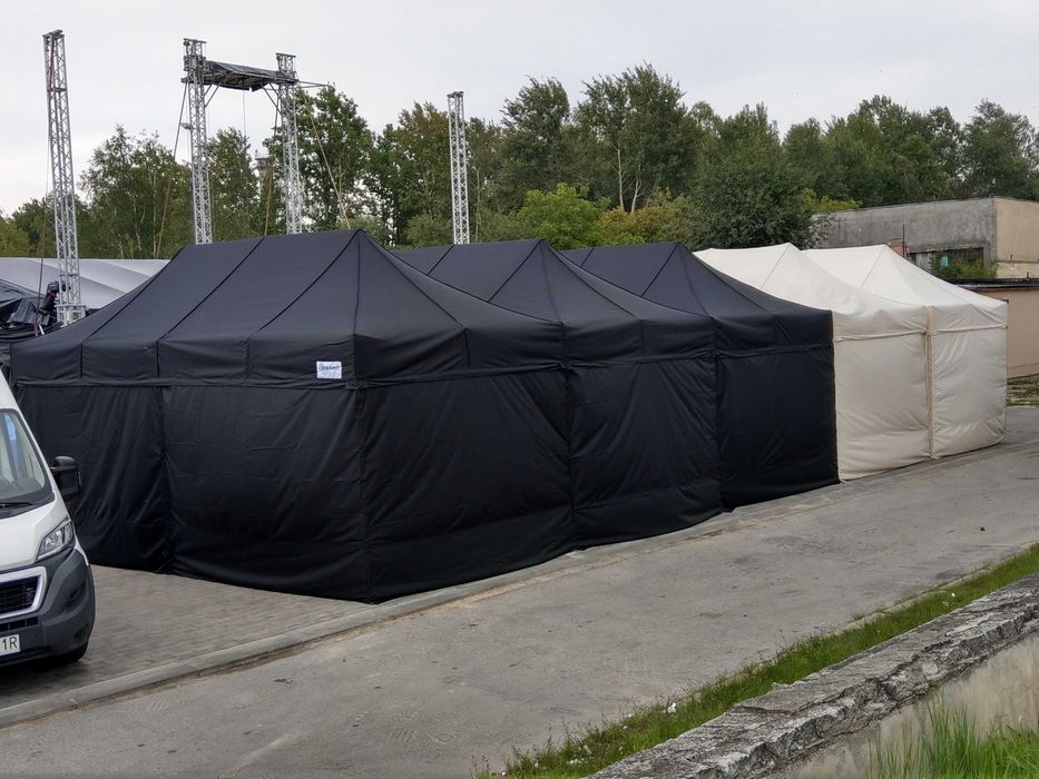 Wynajem: Parasole, namioty, garderoby, krzesła, stoły, podłogi, grill