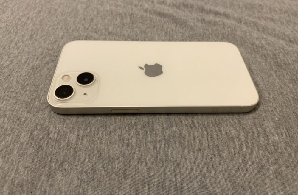 iPhone 13 92% kondycji, śliczny smartfon