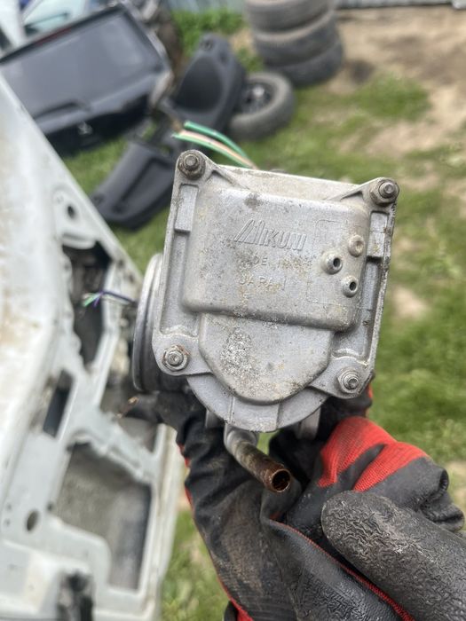 Продам дросельну заслонку