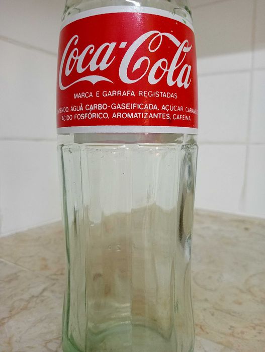 Vintage Coca-Cola garrafa de vidro de 1 litro anos 80