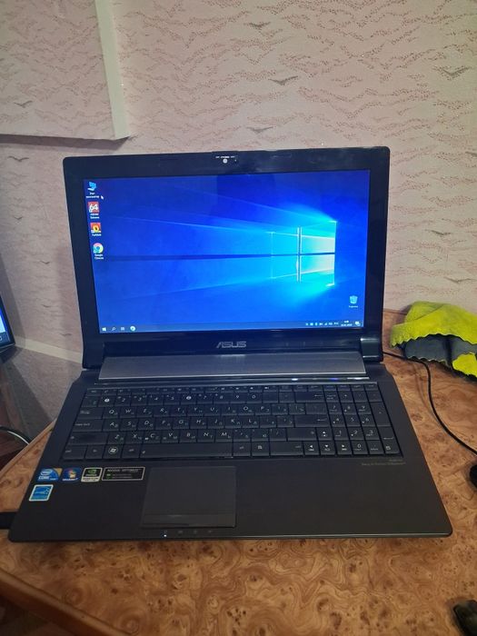 Ноутбук ASUS/i3 380m/4/640/NVIDIA GT415 1Gb/2 часа батаре,