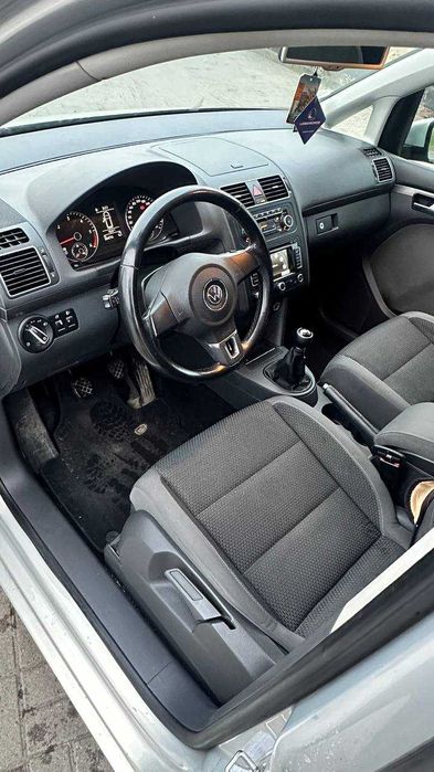 Volkswagen Touran 2011 | 1.6 TDI | 304 000 km | 7 miejsc