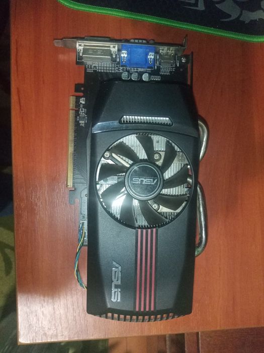 Asus HD6770 1 Gb