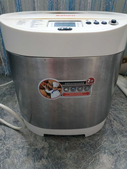 Хлебопечка продам
