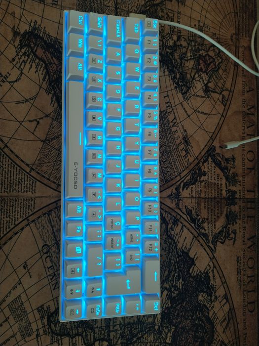 Conjunto teclado e rato gaming