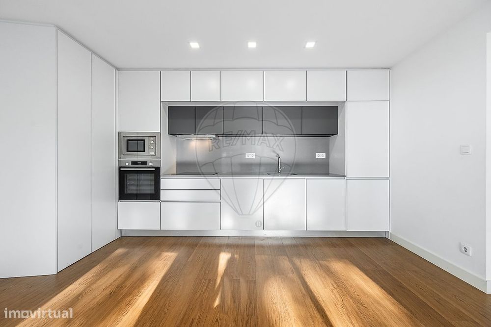 Apartamento T1 na primeira linha do mar em Esposende!