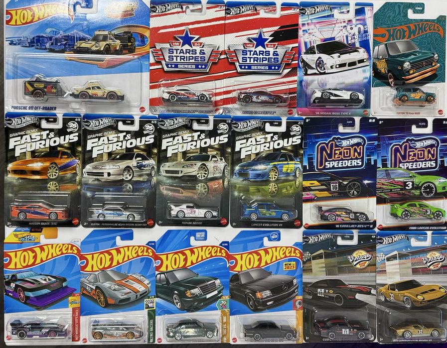 Hot Wheels Premium Ferrari LaFerrari нова, запакована