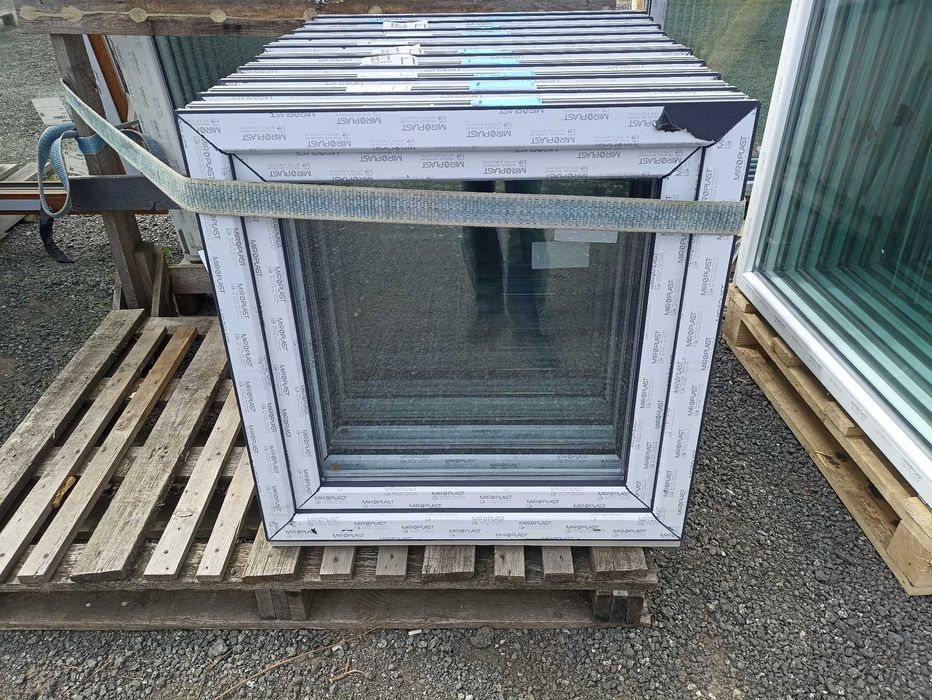 Okno pcv 80/80 antracyt