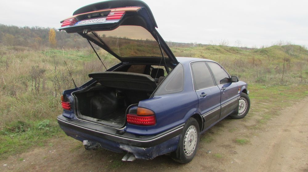 Mitsubishi  galant  6