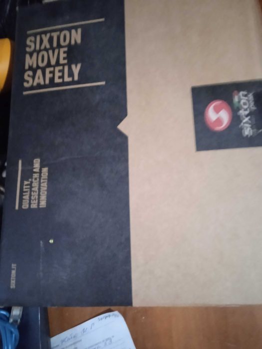 Новые, оригинальные. ботинки  італійські черевики  Sixton Peak 43-его